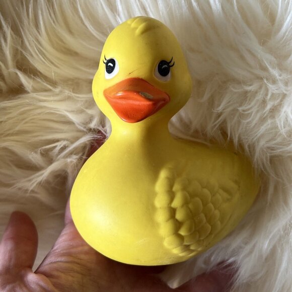 Vintage Knickerbocker Yellow Rubber Duck Duckie Ducky MADE IN THE USA - Picture 2 of 11